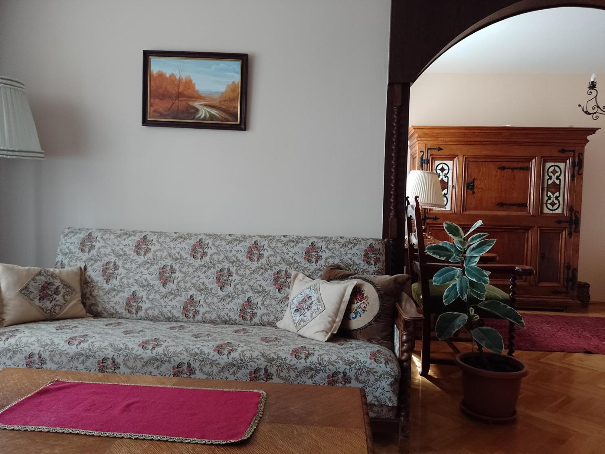 Belvarosi Classic Apartman 85 Square Meters Szombathely Bagian luar foto